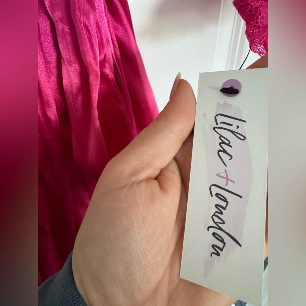 NWT Satin Night Robe - Picture 3 of 4